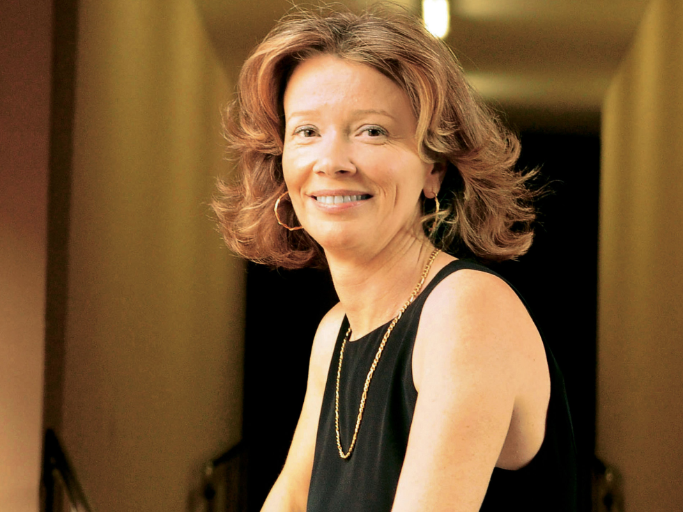 "Uno sguardo al cielo", a Belmonte osservazioni lunari con Sandra Zavaglio