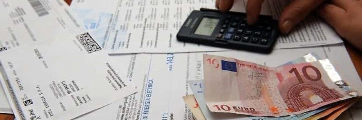 Energia, doppio peso sulla Calabria: 81 milioni di extracosti per le piccole imprese e 41 milioni in più per le famiglie