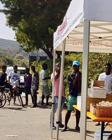 Migranti aggrediscono volontari della Croce Rossa