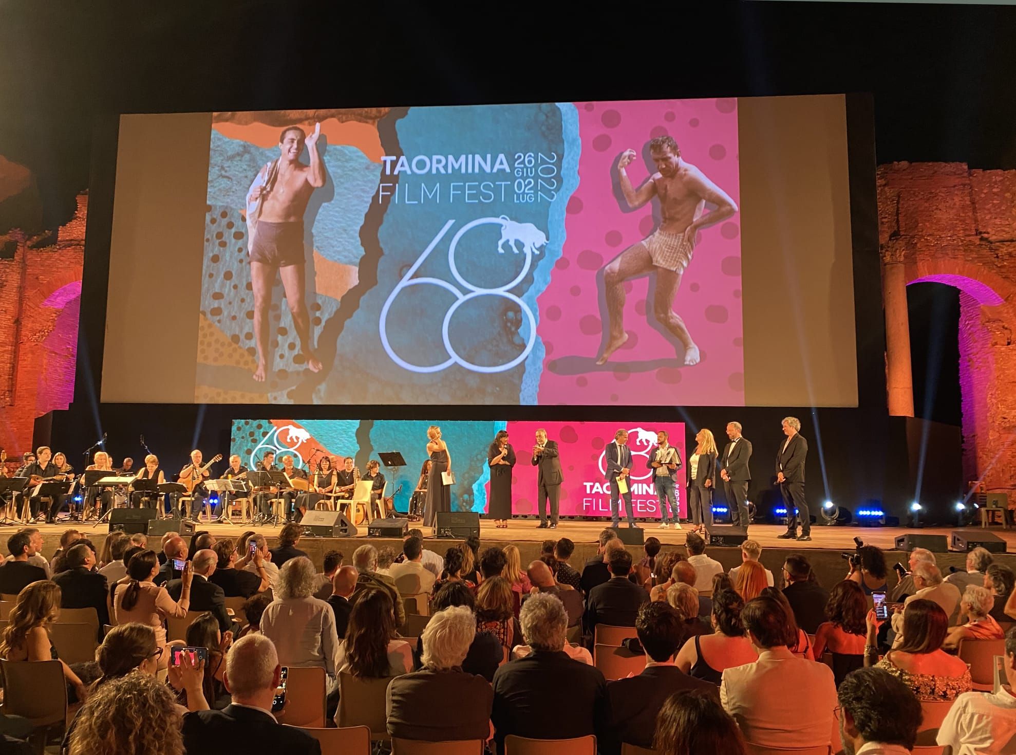 Taormina Arte award, un’opera di Affidato per premiare Francis Ford Coppola