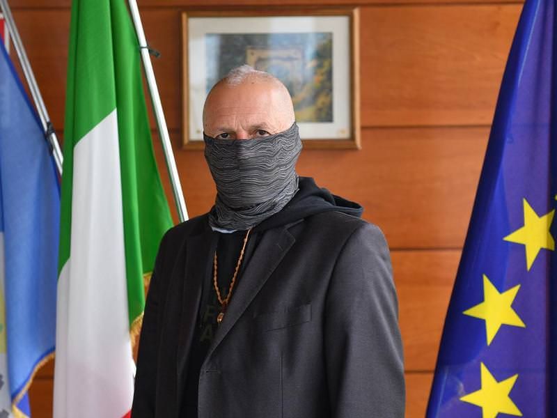 De Caprio: «Affiancheremo i comuni nelle attività di bonifica delle aree inquinate»