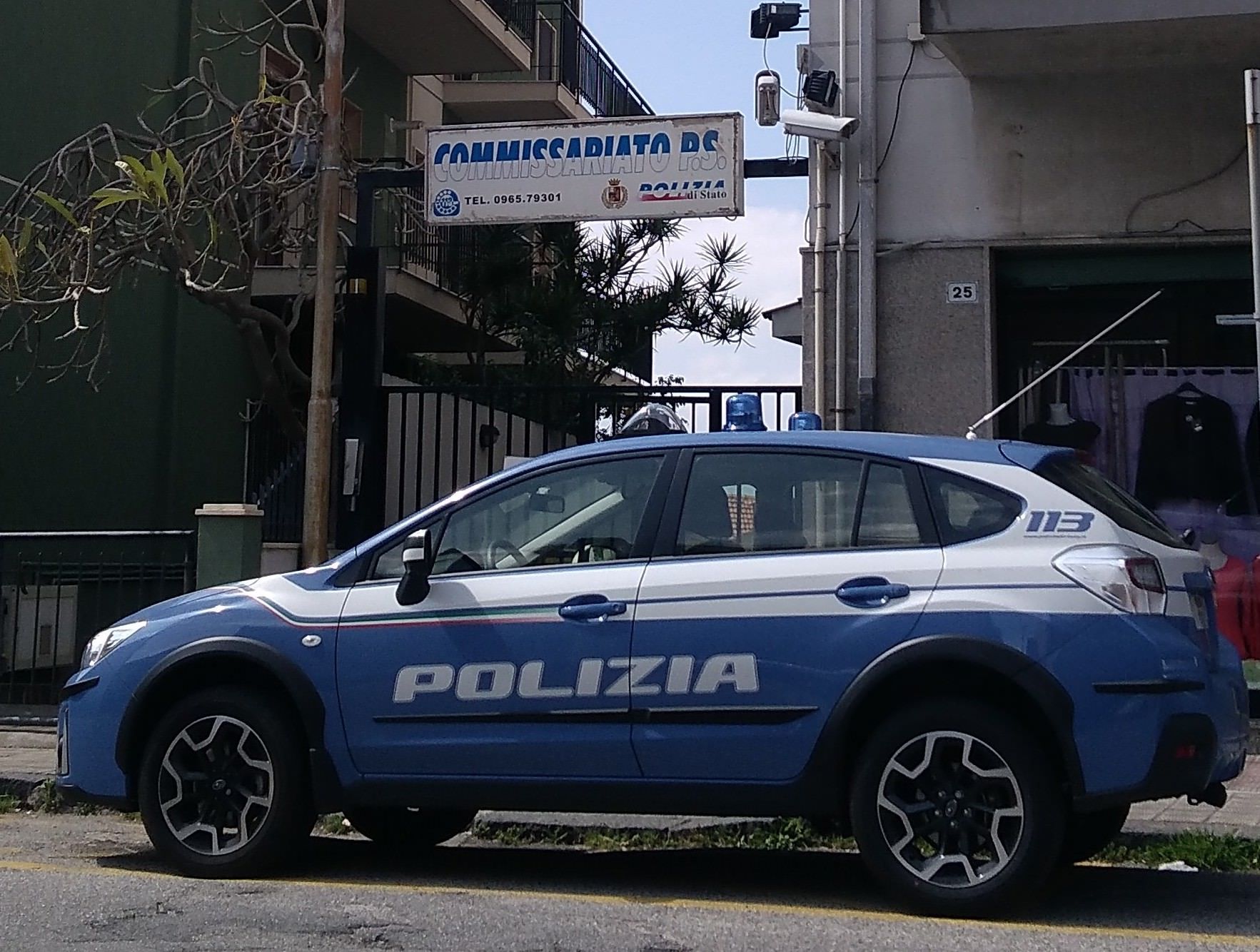 Aveva 2 kg di marijuana in auto, in manette 31enne di Reggio