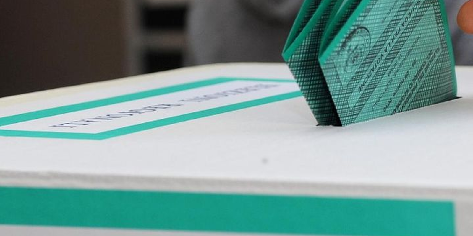 Castrolibero, scrutinatrice positiva al Covid: bloccato lo spoglio in una sezione