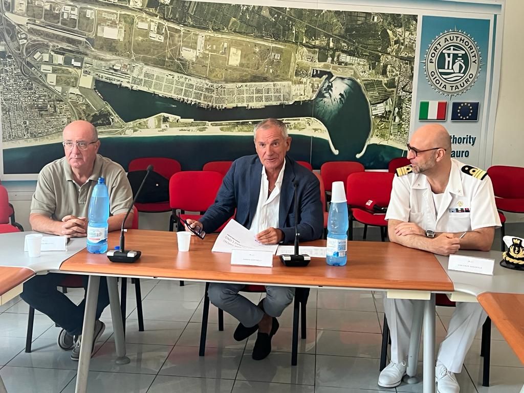 Gioia continua a crescere: movimentati +15,3% di teus in sei mesi. Veicoli: +147,7%