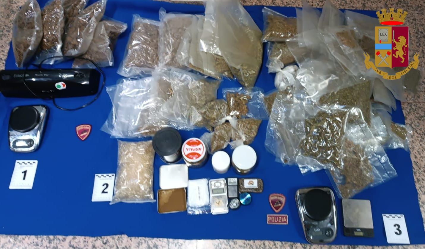 Rende, droga nell’appartamento di un 33enne: arrestato