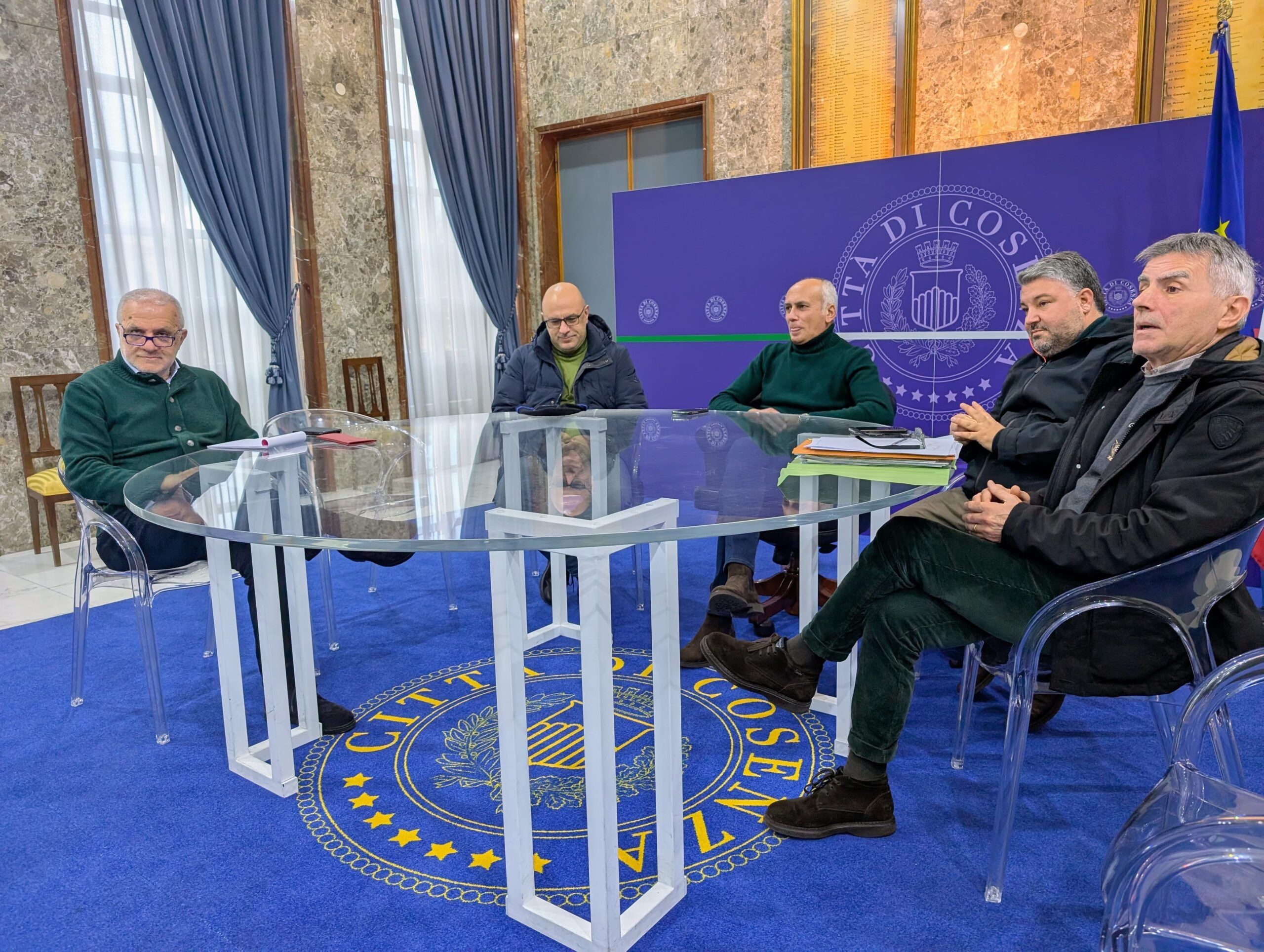 Raccolta dei rifiuti a Cosenza, Caruso: «La città non è pulita, Ecologia Oggi tenga fede all’impegno»