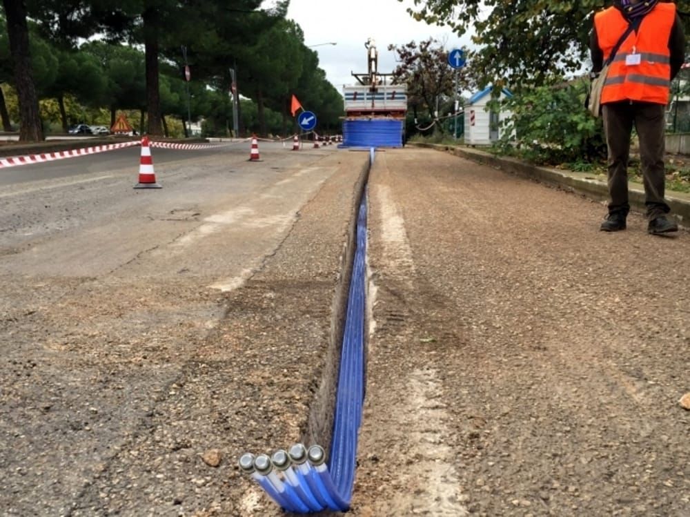 Crotone, al via il cablaggio della fibra ultraveloce