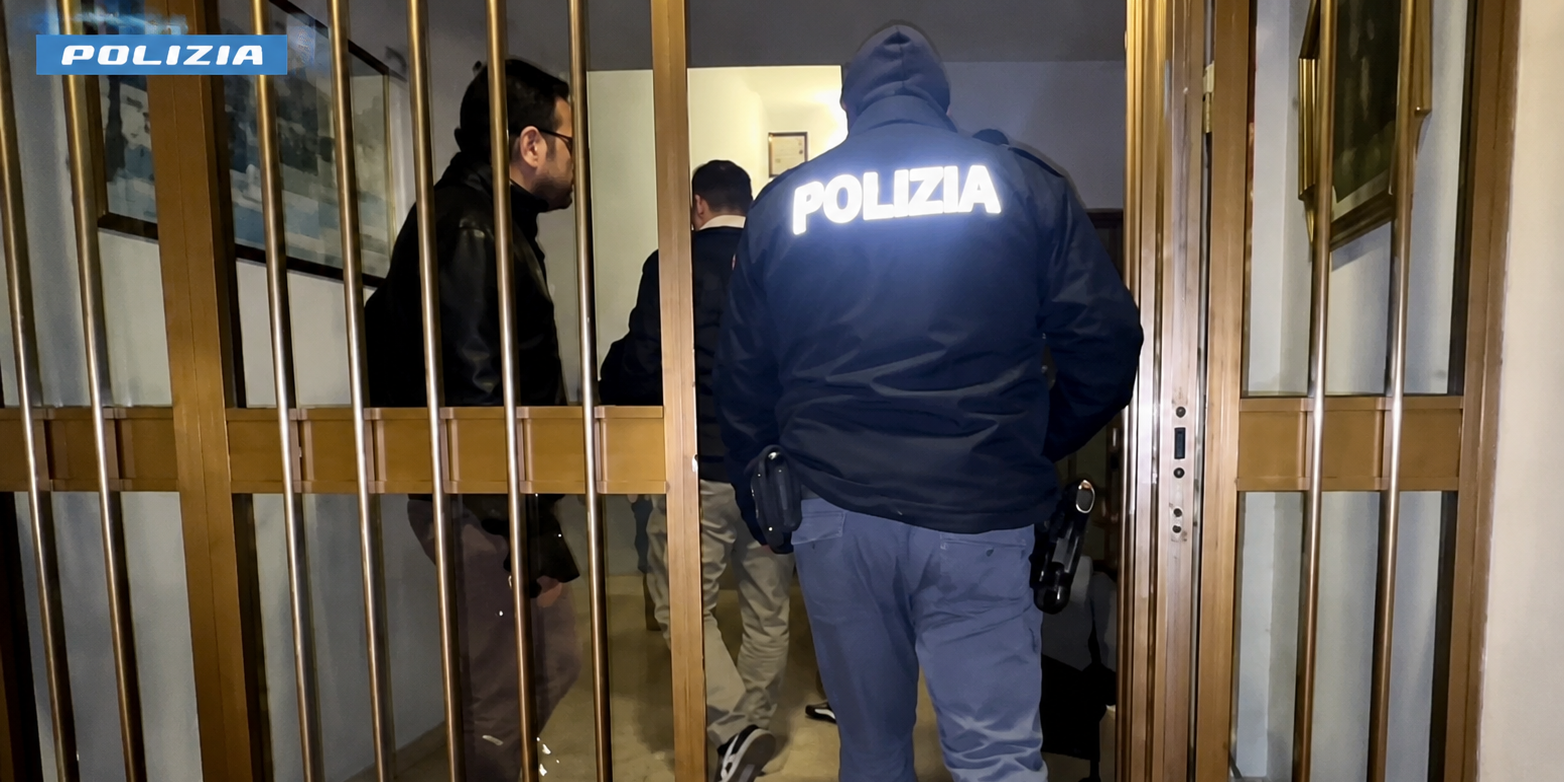 «Sei la vita mia», poi l’appuntamento a Rosarno. Così la droga dalla Calabria arrivava a Palermo