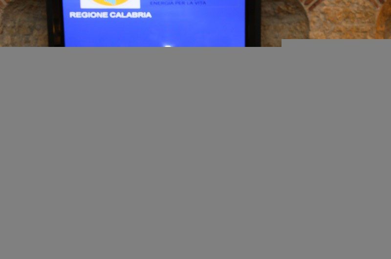 Un "abusivo" guida la comunicazione della giunta regionale