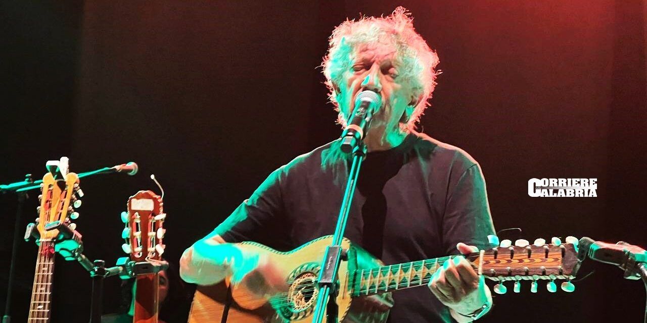 Lo «spirito brigante» di Bennato a Panettieri. «La bellezza della musica popolare del Sud»