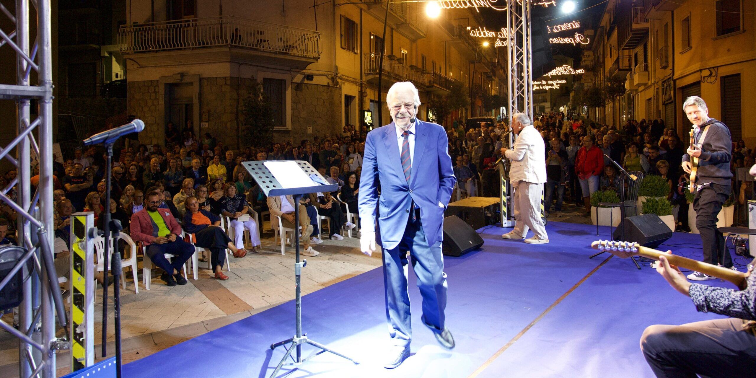 Estate florense, applausi per Giancarlo Giannini. Succurro: «Successo strepitoso»
