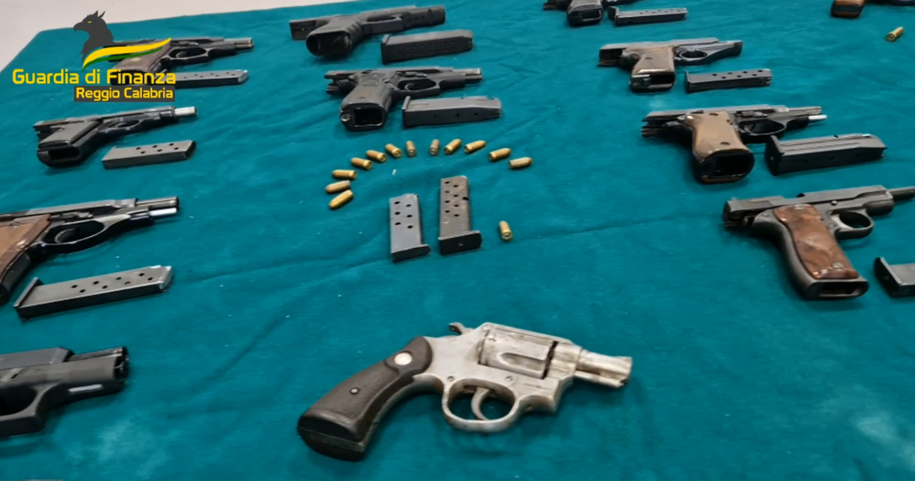 ‘Ndrangheta a Reggio Calabria, l’avanzata del clan Borghetto-Latella e i legami con la comunità rom – I NOMI