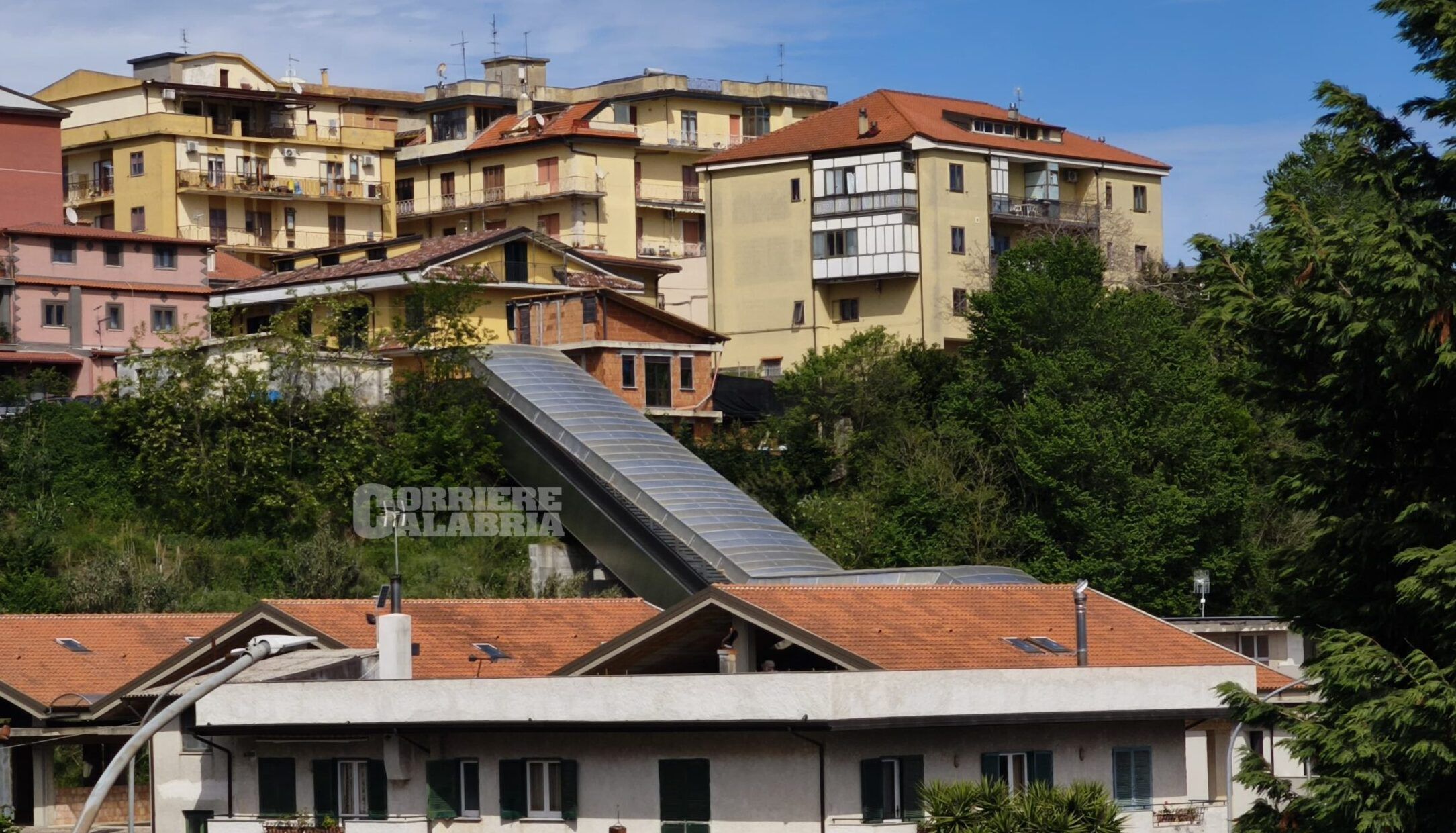 L’odissea della scala mobile di Vibo: la ditta fa causa al Comune