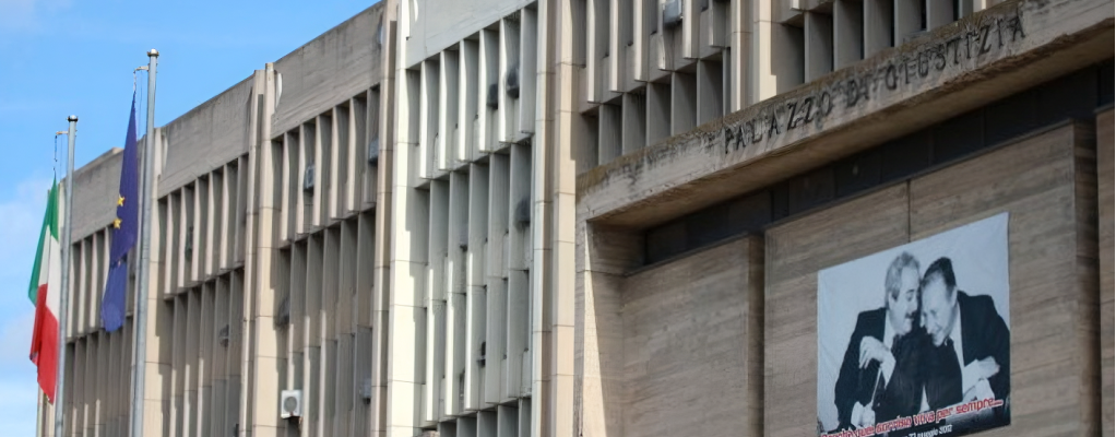 Evade dai domiciliari, boss ergastolano torna in carcere