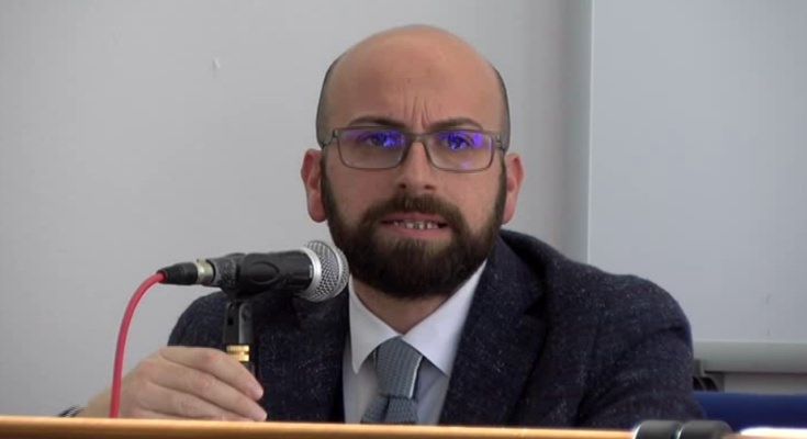 «Un dibattito per riformare la legge sugli scioglimenti»