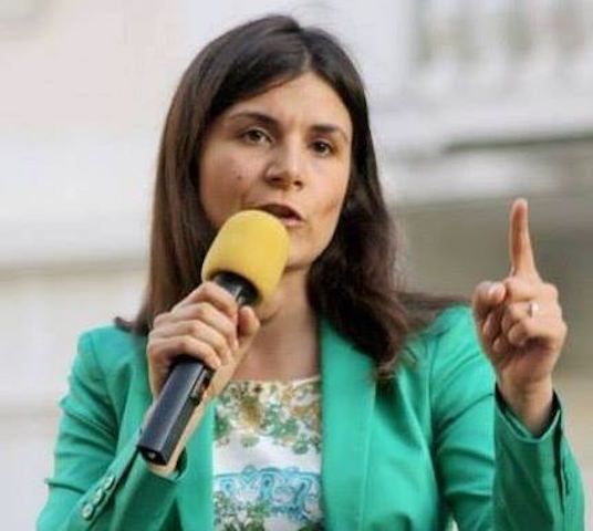 Aeroporto di Reggio, Dieni: «Scalo continua a vivere alla giornata»