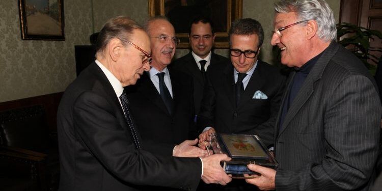 Teatro Politeama sold-out domani per Andrea Morricone e l’Orchestra Roma Sinfonietta