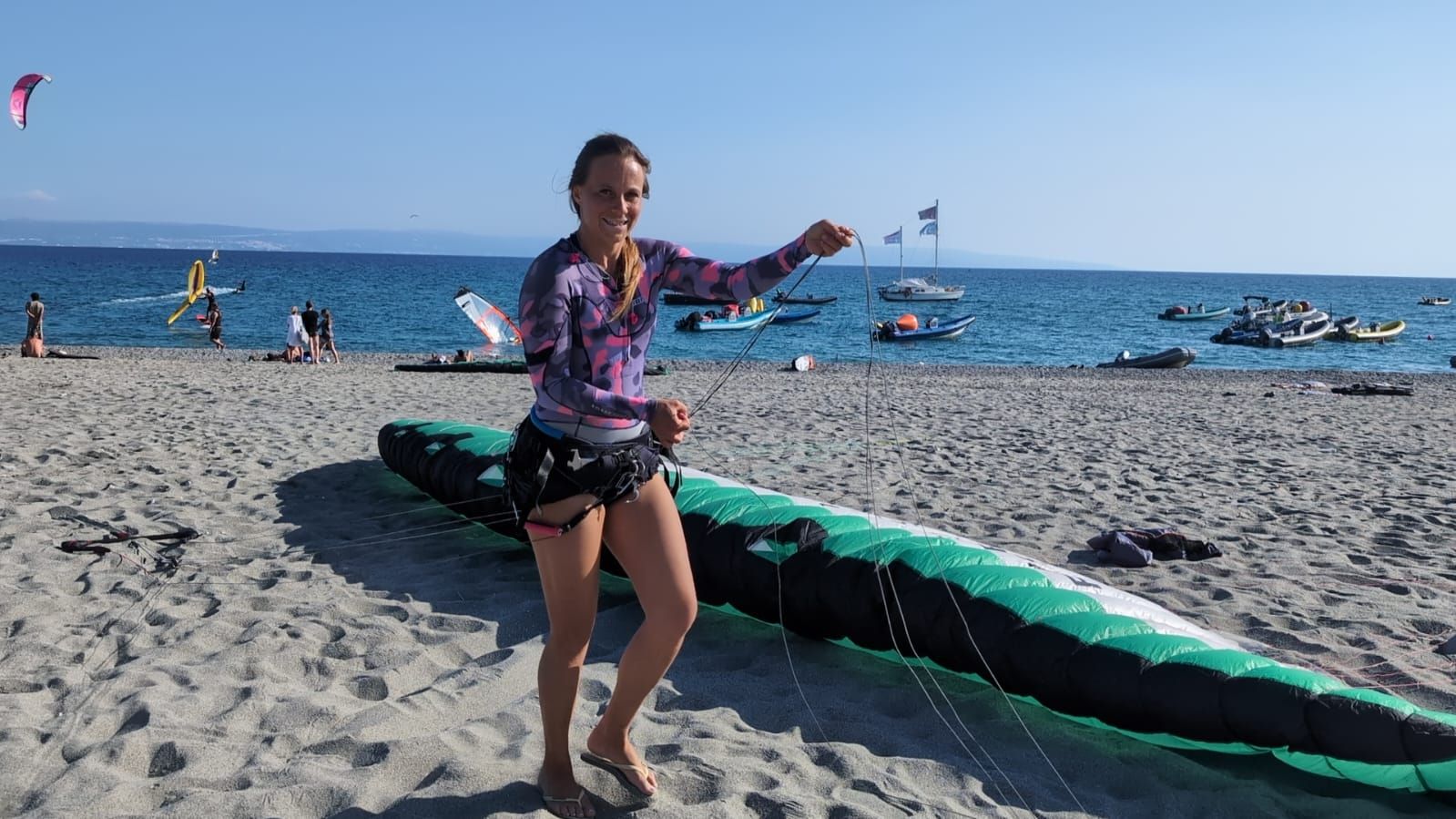 Brasile, Messico e Calabria. Katka una vita in giro per il mondo danzando sulle onde