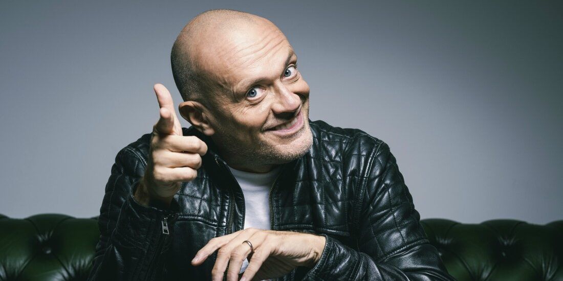 Roccella Summer Festival, questa sera e domani Max Pezzali al Teatro al Castello