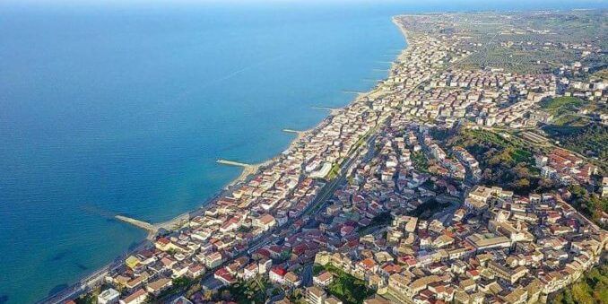 Covid, il comune di Cariati dichiarato “zona rossa”