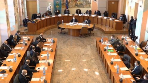 Cosenza, il Consiglio comunale approva la composizione delle commissioni permanenti – I NOMI