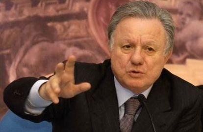 Matteoli: iscrivere Tallini e Orsomarso al gruppo di Fi