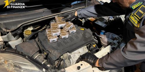 hashish gdf cosenza