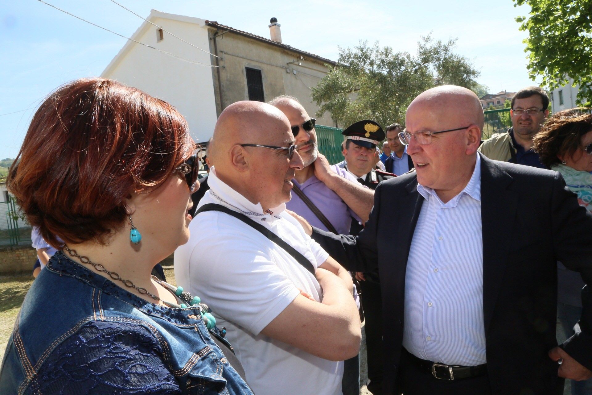 Gita sospesa, Oliverio rassicura gli scolari: andrete in Puglia