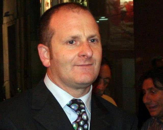 Mascherine, Bevacqua a Santelli: «Il covid non va in vacanza»