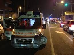 Scontro tra auto, muore un giovane