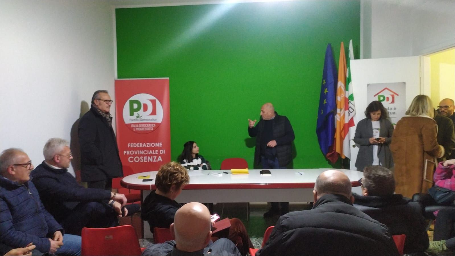 Pd, la piroetta di Pecoraro: «Era una provocazione». E il segretario sospende l’autosospensione