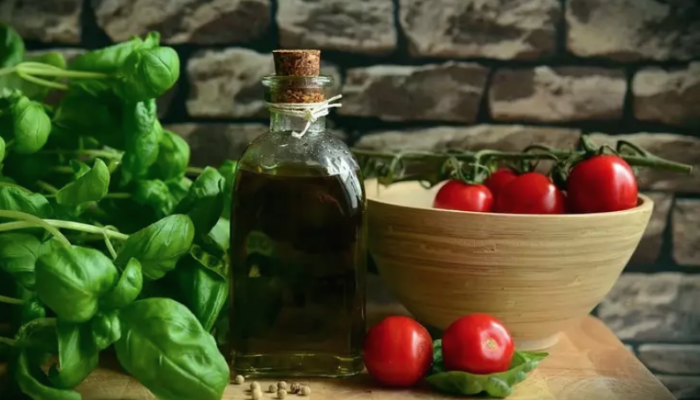 Dieta mediterranea e salute cardiovascolare, in arrivo le prime linee guida italiane