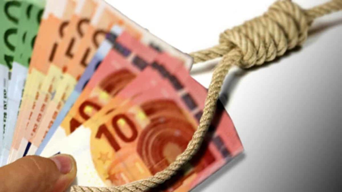 "Libera Fortezza",  un collaboratore scolastico vittima del cugino usuraio