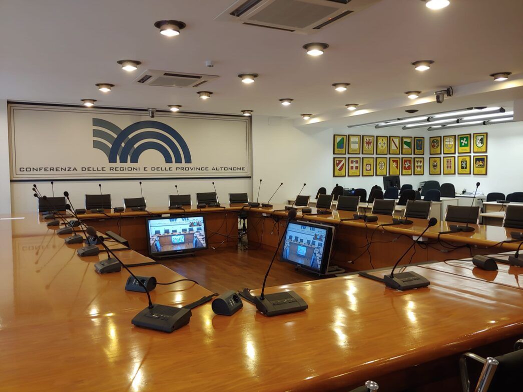 Covid: domani la Conferenza delle Regioni in vista del nuovo Dpcm