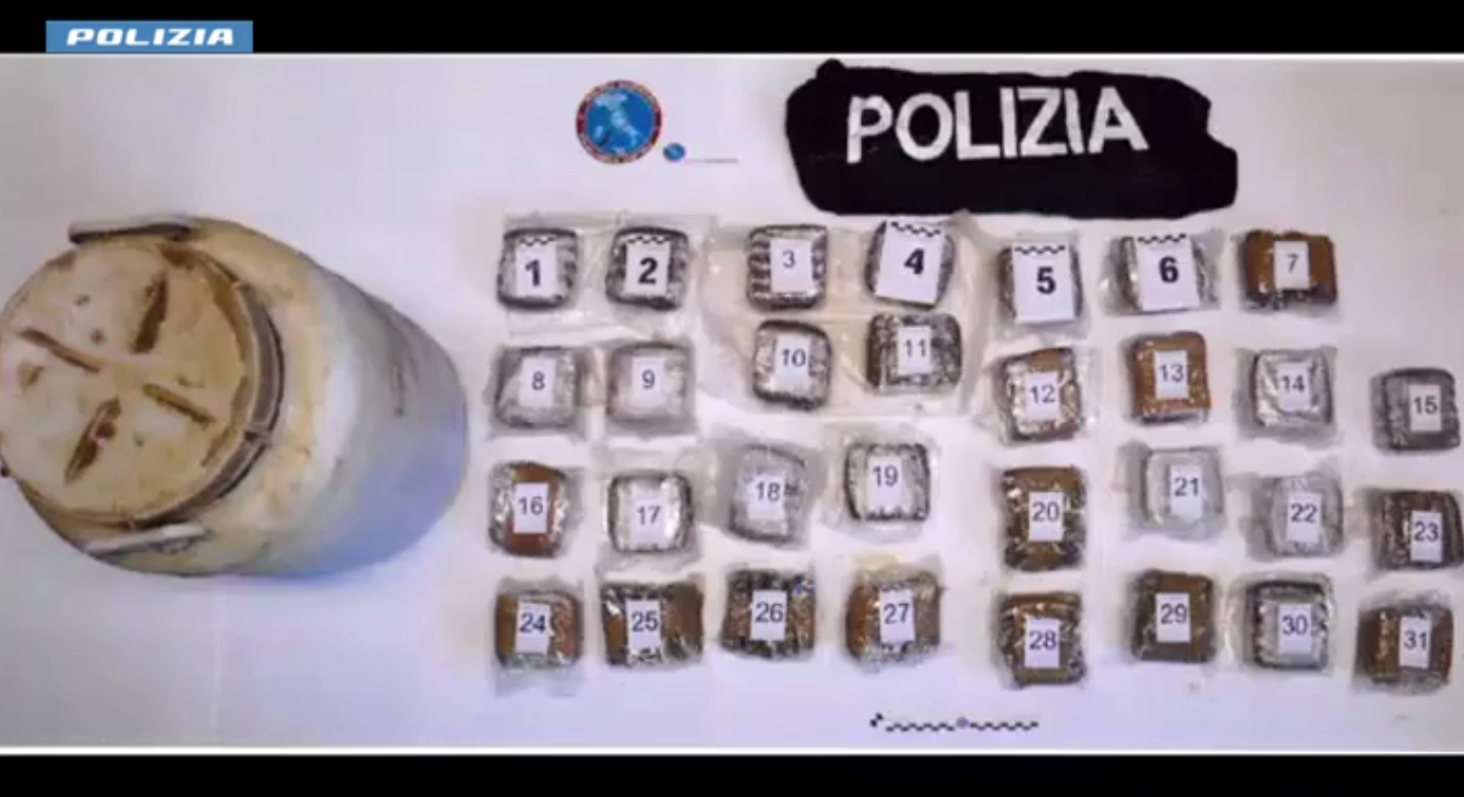 “Secreta Collis”, spaccio di droga: in carcere tre persone del “gruppo vibonese” – I NOMI