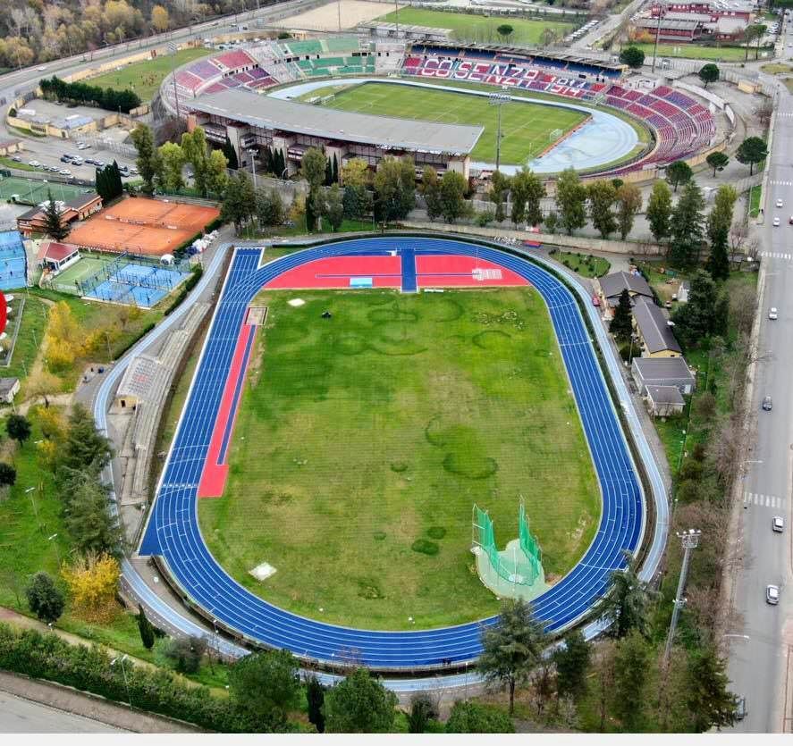 Occhiuto presenta il nuovo campo scuola Coni. «Cosenza non si ferma»