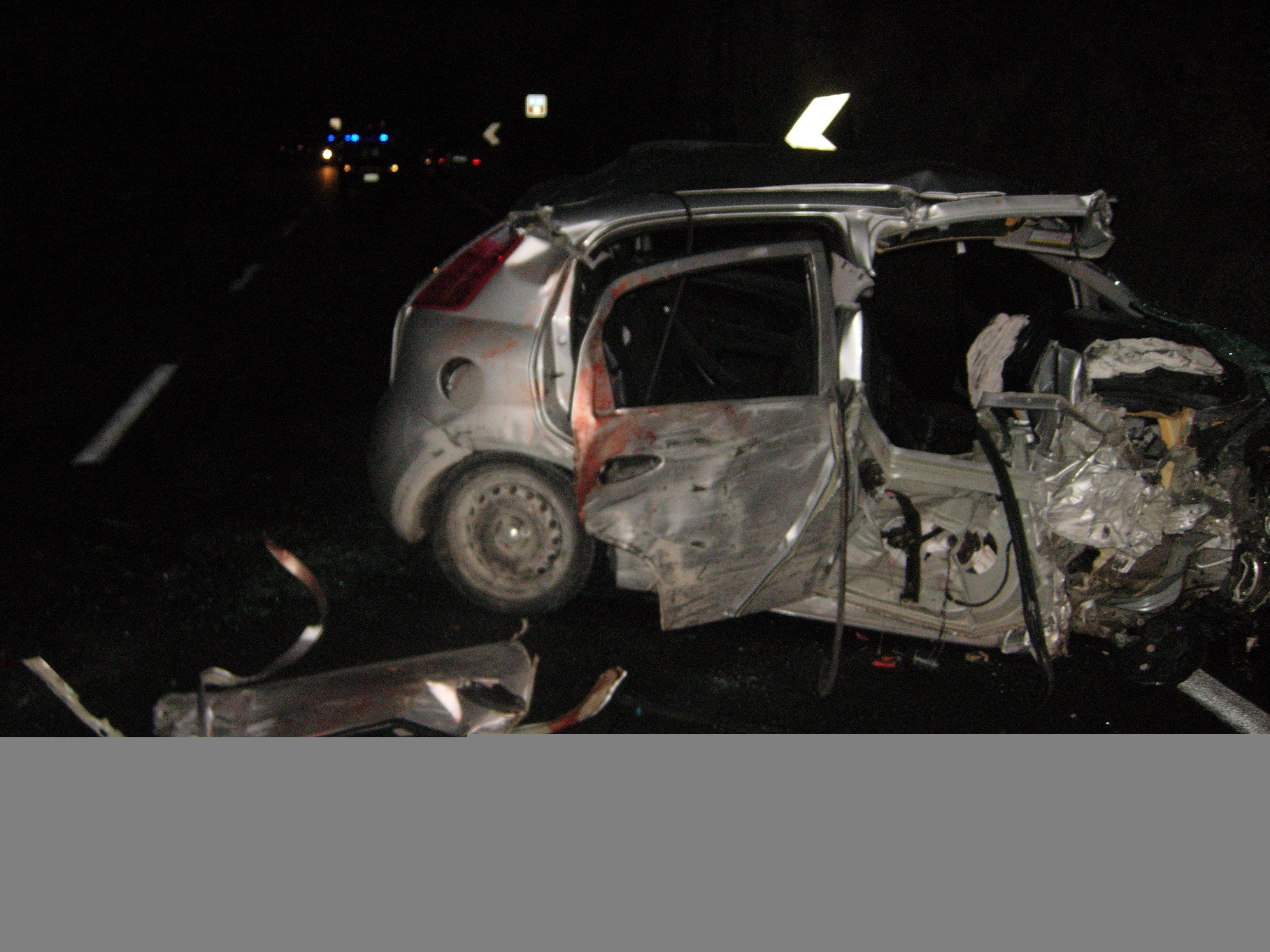 Incidente sulla 106, due vittime