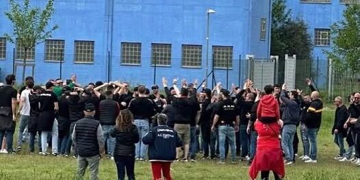 Mantova-Catanzaro finisce 3-3… tra i tifosi