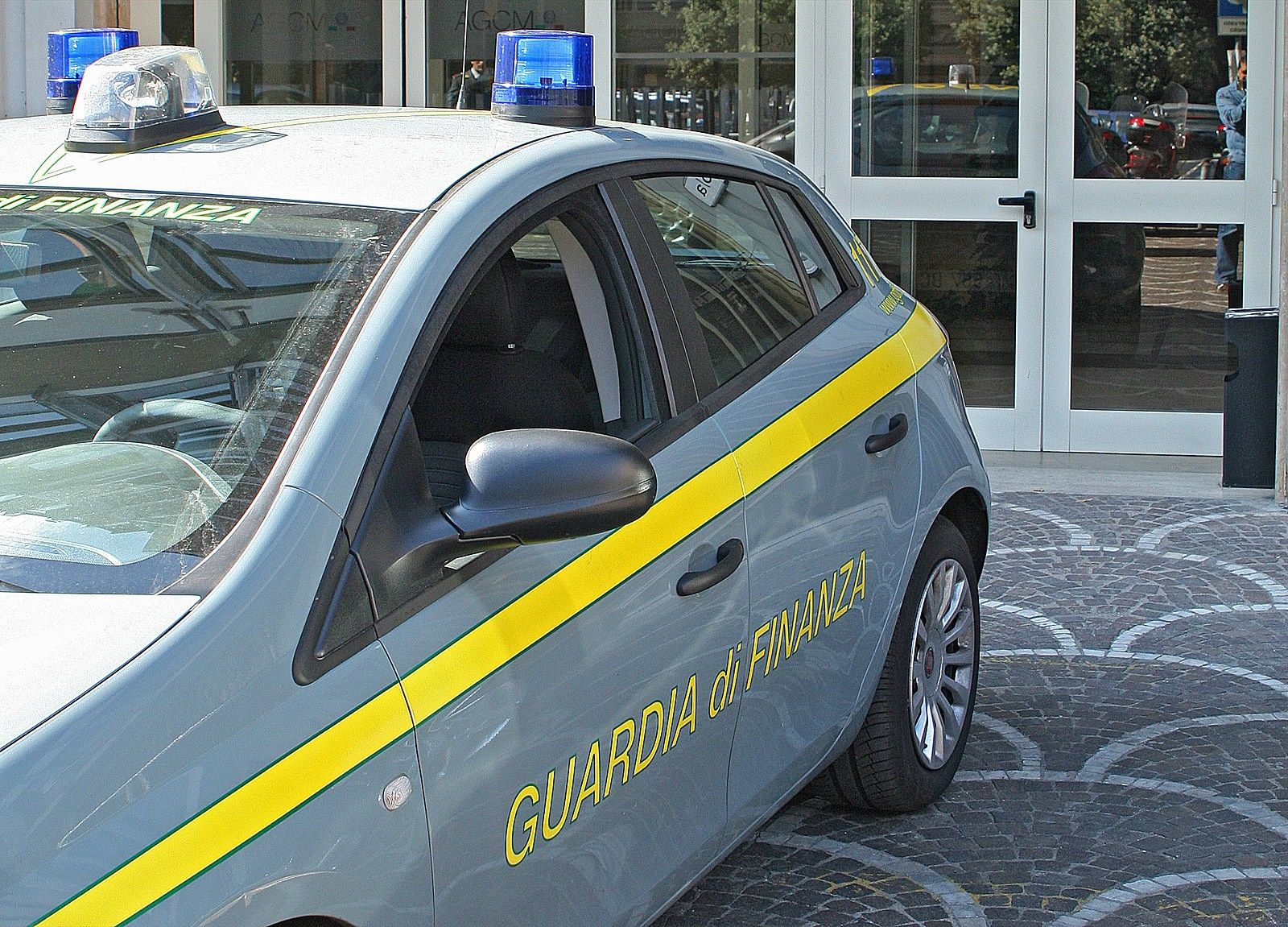 Truffa ai danni dell'Ue per 230mila euro: una denuncia a Crotone