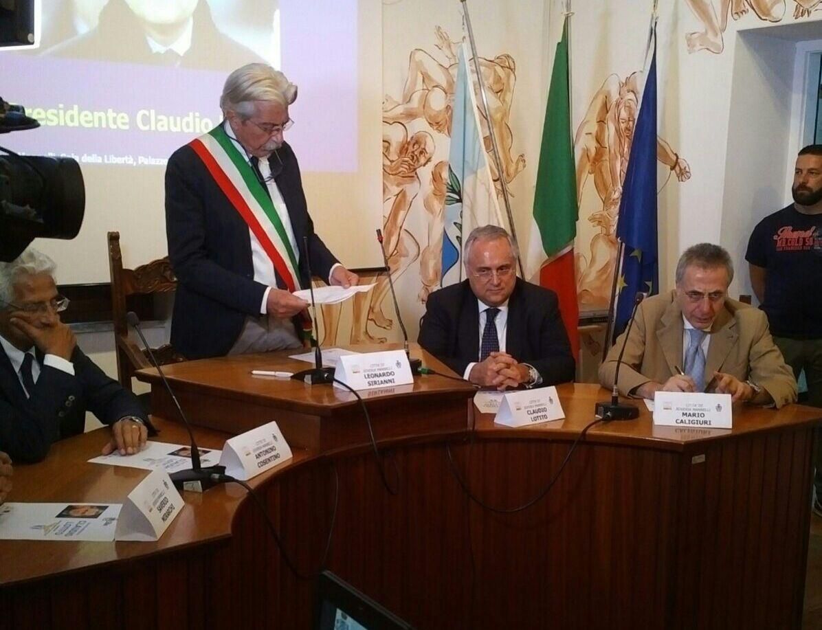 Lotito a Soveria Mannelli: «Qui mi sento a casa»