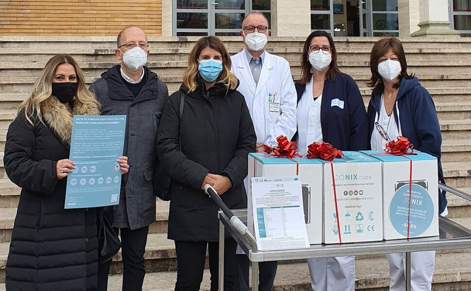 Cosenza, sanificatori d’aria donati al reparto di pediatria