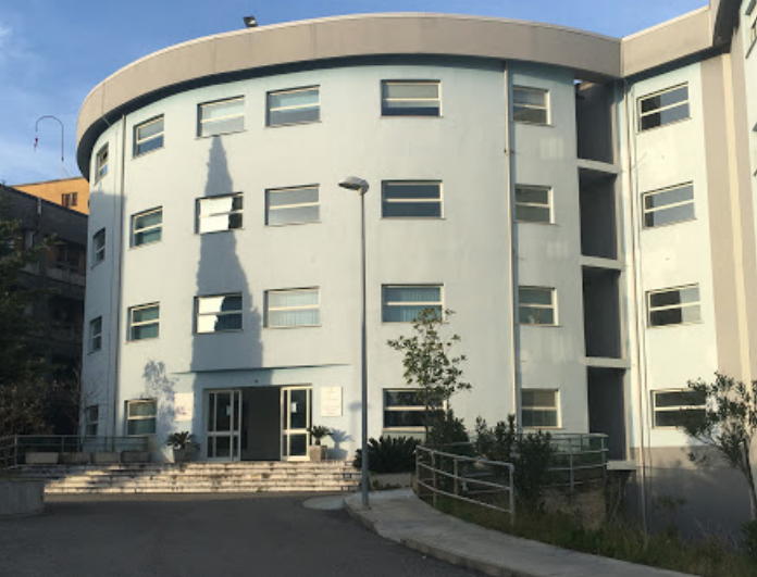 Emergenza Covid, «Utilizzate il laboratorio di Castrovillari per analizzare i tamponi»