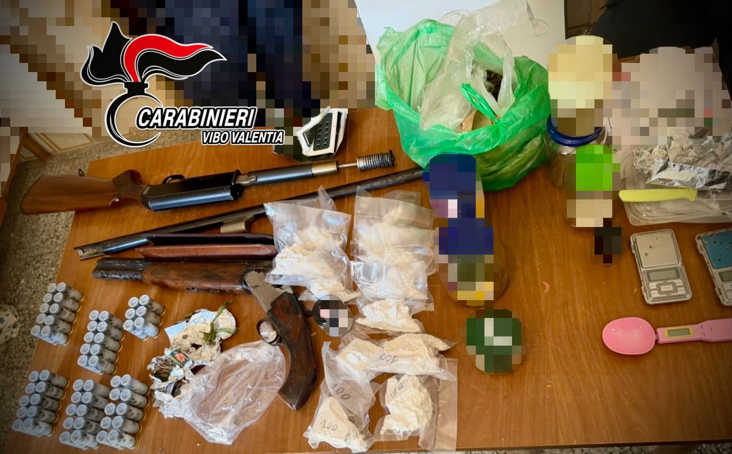 San Gregorio d’Ippona, scoperte armi e munizioni. I possibili collegamenti con alcuni recenti episodi criminali – FOTO