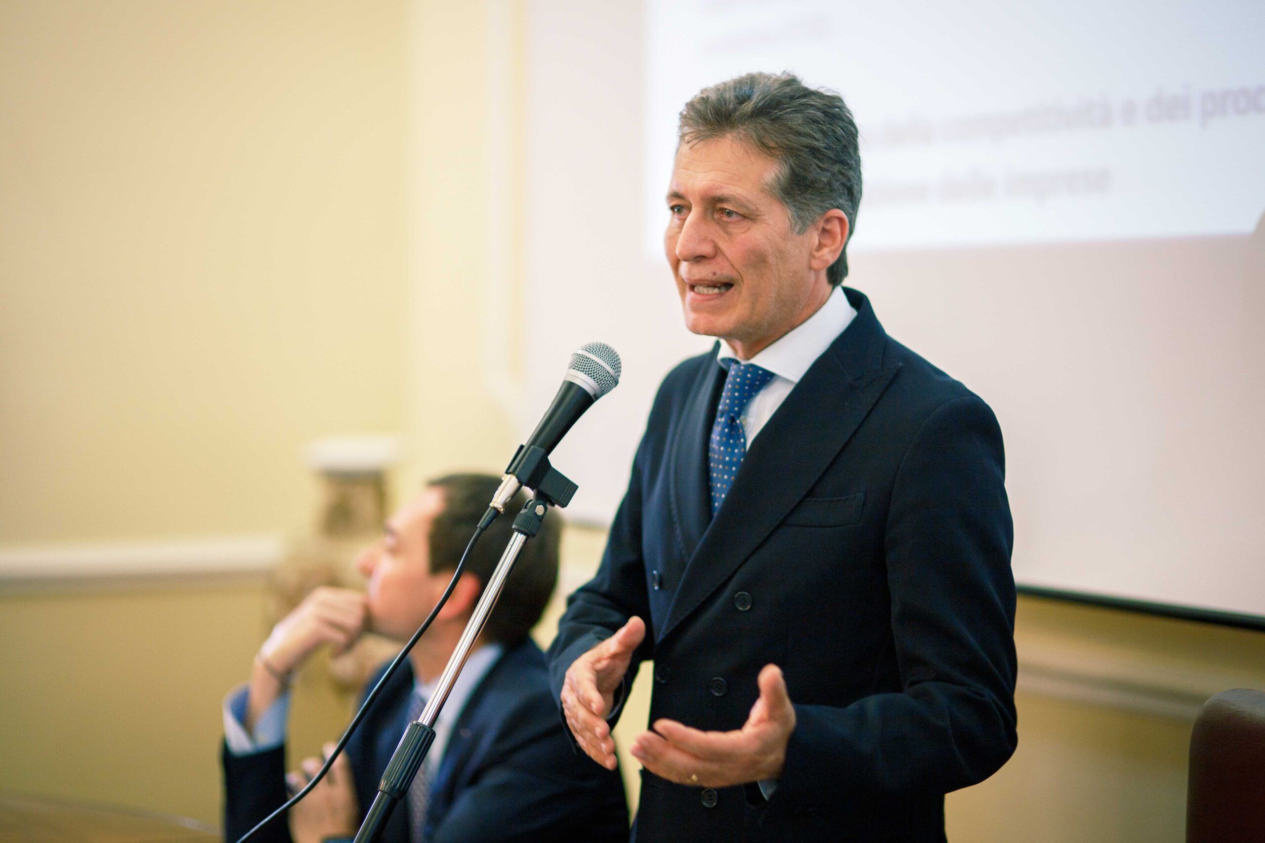 Stop a “Decontribuzione Sud”, Ferrara (Unindustria Calabria) lancia l’allarme: «Una doccia fredda»