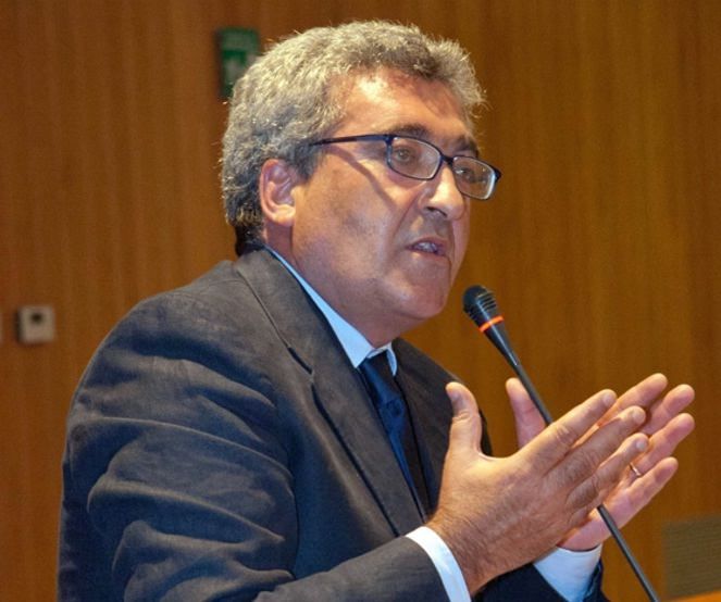 «Scontri di potere sulla sanità calabrese, Lorenzin intervenga»