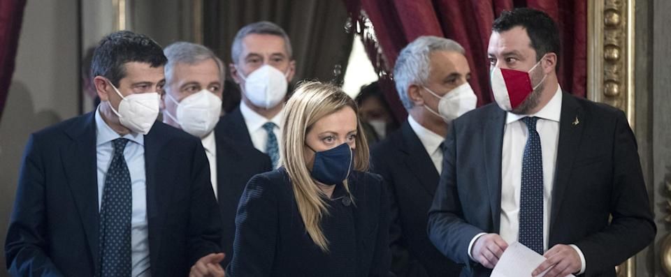 Verso le Regionali: centrodestra in cerca dell’accordo, centrosinistra in cerca di un’identità