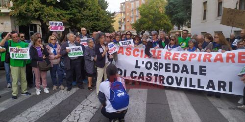 protesta asp x ospedale castrovillari