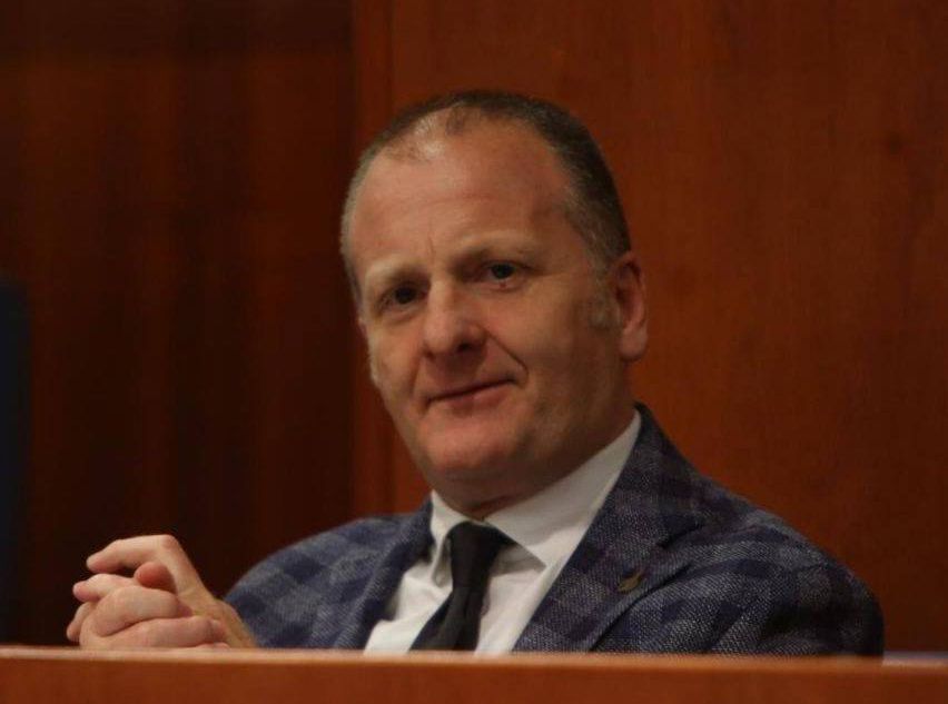 Bevacqua all’attacco: «La Santelli conferma di usare le istituzioni come proprietà privata»