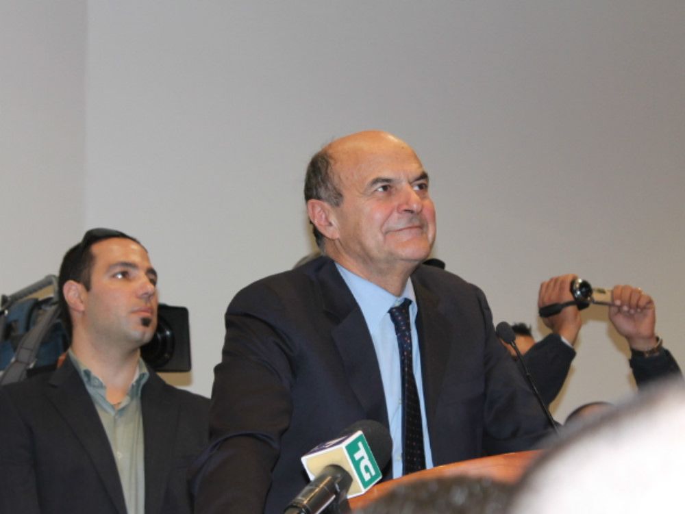 PRIMARIE | In Calabria Bersani doppia Renzi