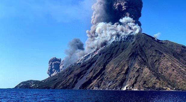 Stromboli, ricerca Unical scopre le cause delle forti eruzioni del 2019